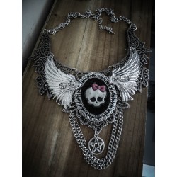 Collier plastron dentelle argenté pentagram ♰ Monster High skull ♰ 