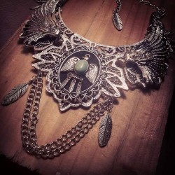 Collier plastron dentelle argenté ailes plumes boho chic turquoise ♰ Quetzal ♰ 
