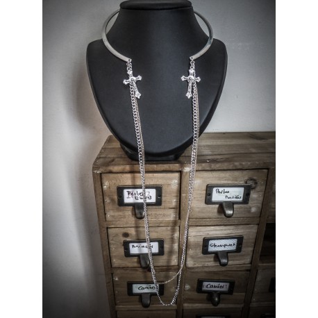 Collier chaines argenté goth ♰Crucifix♰ 