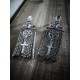 Boucles d'oreilles argentées chaines 666 Crucifix 666