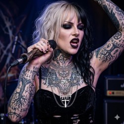 Collier plastron argenté Horus Ankh Egypte